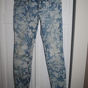 Free People floral pattern denim, skinny fit
